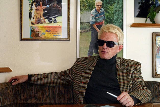 Der deutsche Sänger, Schlagersänger Heino im Interview in seinem Cafe Heino s CafÃ in Bad Münstereifel., Köln Nordrhein-Westfalen Deutschland Copyright: ZIKxImages UnitedArchiveszikimages7345 EDITORIAL USE ONLY