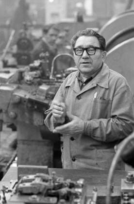 Mikhail Krinochkin, adjuster of Krasnaya (Red) Etna Plant in Gorky 8214580 14.03.1984 Mikhail Krinochkin, an adjuster of the Krasnaya (Red) Etna Plant in Gorky, donated his Moskvich car to the Soviet Peace Fund. He received the car as a prize for a new machine-tool from the management of the National Exhibition of Economic Achievements (VDNKh). Vitaliy Arutjunov Nizhny Novgorod Nizhny Novgorod region Russia  Copyright: xVitaliyxArutjunovx