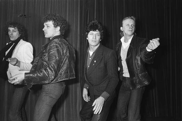 Anefo photo collection. Presentation of silver harps at the Groups Flairck, Massada and Herman Brood and His Wild Romance. Herman Brood and His Wild Romance. March 19, 1979 Copyright: xpiemagsx pienatarchpart417102021-28075 !ACHTUNG AUFNAHMEDATUM GESCHÄTZT!