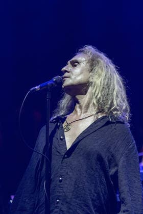 Steve Hackett 2022 Nad Sylvan during the Music Concert Steve Hackett on July 26, 2022 at the Castello di Udine in Udine, Italy Udine Italy  Copyright: xBarbaraxDomenisx originalFilename: livemedia-stevehac220726_npGTD.jpg