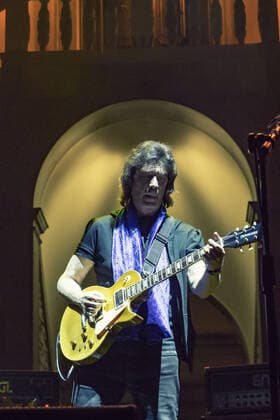 Steve Hackett 2022 Steve Hackett during the Music Concert Steve Hackett on July 26, 2022 at the Castello di Udine in Udine, Italy Udine Italy  Copyright: xBarbaraxDomenisx originalFilename: livemedia-stevehac220726_npJpg.jpg
