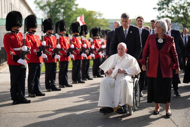 July 27, 2022, Quebec City, PQ, CANADA: Pope Francis and Gov. Gen. Mary Simon arrive at the Citadelle during his papal visit across Canada in Quebec City on Wednesday, July 27, 2022. Quebec City CANADA  - ZUMAc35_ 20220727_zaf_c35_109 Copyright: xNathanxDenettex
