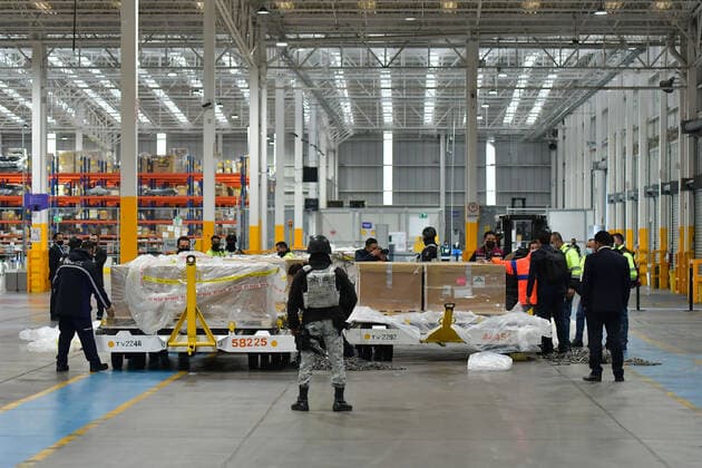 July 28, 2022, Toluca, Mexico City, Mexico: July 28, 2022 in Toluca, Mexico : Arrival of three million Covid-19 vaccines from Pfizer at Toluca International Airport (AIT), which were donated by the Canadian government. on July 28, 2022 in Toluca, Mexico. Toluca Mexico - ZUMAe321 20220728_zia_e321_016 Copyright: xArturoxHernandez xEyepixxGroupx