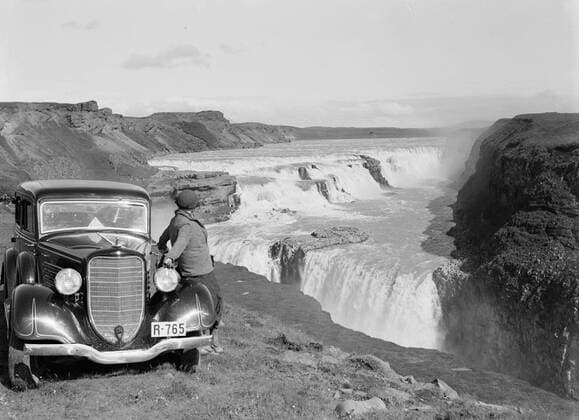 Poll photo collection. Iceland. Gullfoss. Waterfalls in the Hvita (white river) in South Iceland. 1934. Iceland Copyright: xpiemagsx pienatarchpart630102021-18697 !ACHTUNG AUFNAHMEDATUM GESCHÄTZT!