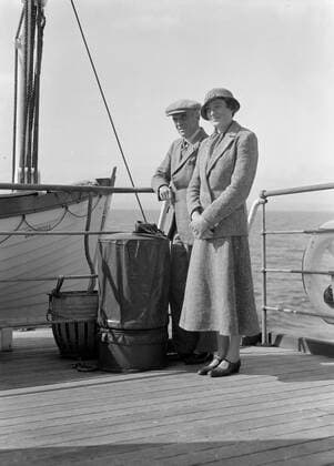 Poll photo collection. Iceland. Harold coman and wife aboard the ship Bruarfoss on the way to the European mainland. 1934. Iceland Copyright: xpiemagsx pienatarchpart630102021-18793 !ACHTUNG AUFNAHMEDATUM GESCHÄTZT!