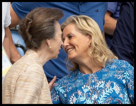 . 29 07 2022. Birmingham, United Kingdom. Sophie, Countess of Wessex, greets Princess Anne as they arrive to watch the Rugby Sevens at the 2022 Commonwealth Games in Birmingham, United Kingdom.  xStephenxLockx xi-Imagesx IIM-23650-0026