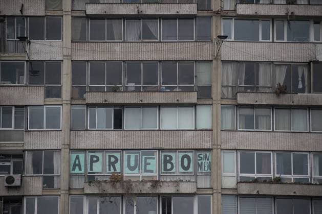 July 30, 2022, Santiago, Metropolitana, Chile: The word Approve is seen from the street written on the window of a building in Santiago, Chile. On September 4, Chile will vote on whether to approve or reject the new constitution. Santiago Chile - ZUMAb332 20220730_zip_b332_002 Copyright: xMatiasxBasualdox
