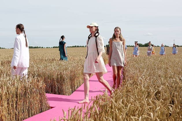 Entertainment Themen der Woche KW 30 Entertainment Bilder des Tages KALININGRAD REGION, RUSSIA â€“ JULY 30, 2022: Models wear creations by Ksenia Solomonova during a fashion show at All-Russian Field Day Show in the village of Sokolniki. Organised by Russia s Ministry of Agriculture, All-Russian Field Day Show is an annual exhibition showcasing Russia s agricultural and industrial sector, including agricultural technologies, innovative methods of land management, state-of-the-art farming equipment, products from agricultural producers and breeders, and research institutes. Vitaly Nevar TASS  TS13C456