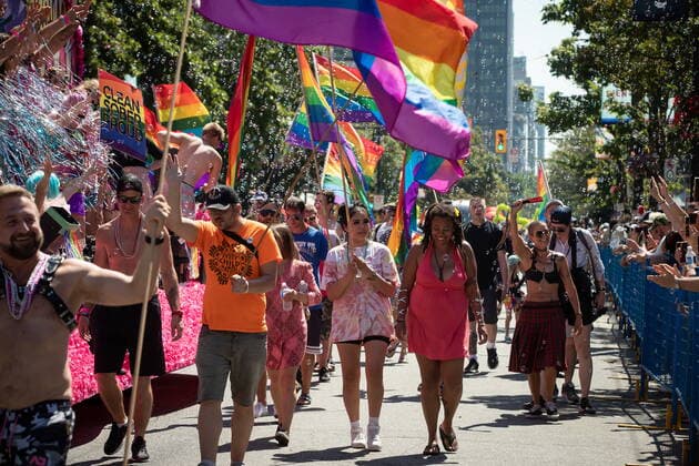 July 31, 2022, VANCOUVER, BC, CANADA: Bubbles fill the air as people wave flags while marching in the Vancouver Pride Parade, in Vancouver, on Sunday, July 31, 2022. VANCOUVER CANADA  - ZUMAc35_ 20220731_zaf_c35_046 Copyright: xDarrylxDyckx