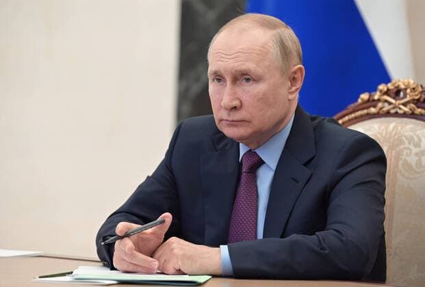 News Themen der Woche KW31 News Bilder des Tages Russia Putin 8246643 01.08.2022 Russian President Vladimir Putin chairs a meeting on the development of the country s metallurgical sector via a video conference at the Kremlin in Moscow, Russia. Pavel Byrkin Sputnik Moscow Russia  Copyright: xPavelxByrkinx