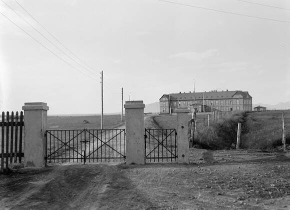 Poll photo collection. Iceland. Reykjavik. View of the leprosy hospital building in the Laugarnes district. 1934. Iceland, Reykjavik Copyright: xpiemagsx pienatarchpart72010201-45260 !ACHTUNG AUFNAHMEDATUM GESCHÄTZT!