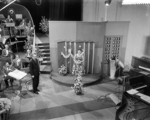 Anefo photo collection. Eurovision Song Contest 1959. Dutch final. Teddy Scholten. 17 February 1959 Copyright: xpiemagsx pienatarchpart72010201-7379 !ACHTUNG AUFNAHMEDATUM GESCHÄTZT!