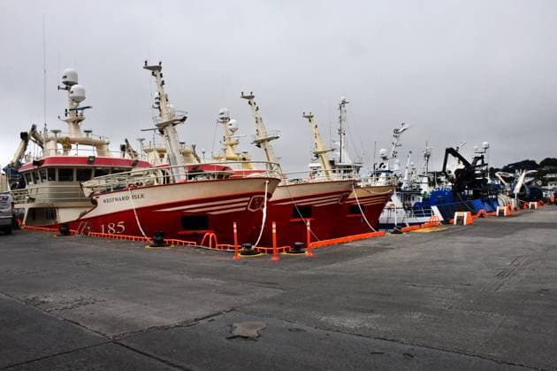 Irland, Killybegs, 08.07.2022 Killybegs ist eine wichtige Hafenstadt in der Grafschaft Donegal. Der Fischereihafen von Killybegs ist der produktivste in ganz Irland. Foto: Blick in den Hafen mit Fischerbooten Killybegs *** Ireland, Killybegs, 08 07 2022 Killybegs is an important port town in County Donegal The fishing port of Killybegs is the most productive in all of Ireland Photo View of the harbor with fishing boats Killybegs