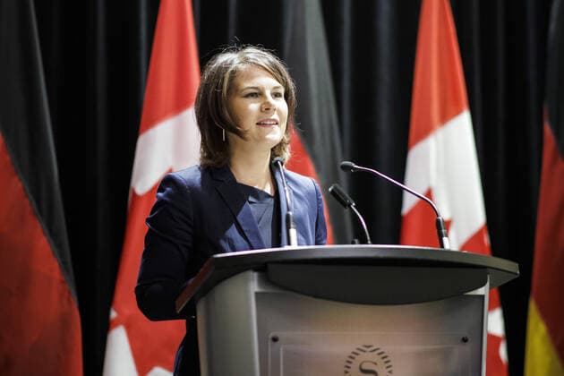 Annalena Baerbock, Bundesaussenministerin, und Melanie Joly, Ministerin fuer auswaertige Angelegenheiten von Kanada, (hier nicht im Bild) geben eine gemeinsame Pressekonferenz. Montreal, 03.08.2022. Montreal Canada