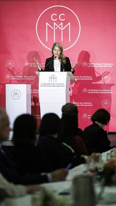 Melanie Joly, Ministerin fuer auswaertige Angelegenheiten von Kanada, aufgenommen bei einem Fireside-Chat zum Thema Tackling the Challenges of our Time, Together , zusammen mit Annalena Baerbock, Bundesaussenministerin, (hier nicht im Bild) moderiert von Michel Leblanc, Praesident der Handelskammer von Montreal (hier nicht im Bild). Montreal, 03.08.2022. Montreal Canada