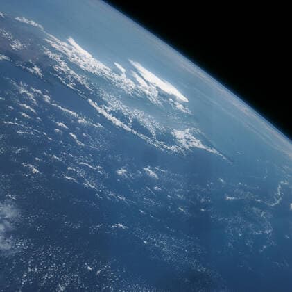 S63-06437 (15-16 May 1963) --- The southern portion of the island of Taiwan (Formosa), Formosa Straight and the Pacific Ocean, looking northeast, as photographed from the Mercury-Atlas 9 (MA-9) capsule by astronaut L. Gordon Cooper Jr., during his 22-orbit MA-9 spaceflight. Copyright: xpiemagsx piemagsspace-1076 !ACHTUNG AUFNAHMEDATUM GESCHÄTZT!