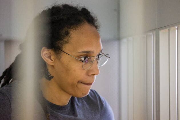 MOSCOW REGION, RUSSIA - AUGUST 4, 2022: US Olympic basketball champion Brittney Griner who is on trial on drug smuggling charges, appears for a hearing at the Khimki Municipal Court in the town of Khimki, northeast of Moscow. Griner was placed into custody till December 20 over an alleged attempt to smuggle cannabis oil into Russia through Sheremetyevo Airport. Anton Novoderezhkin TASS  TS13CF92