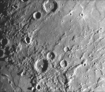 This image, from NASA s Mariner 10 spacecraft which launched in 1974, is of the northeastern quadrant of the Caloris basin and shows the smooth hills and domes between the inner and outer scarps and the well-developed radial system east of the outer scarp Copyright: xpiemagsx piemagsspace-11659 !ACHTUNG AUFNAHMEDATUM GESCHÄTZT!