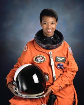 S92-40463 (July 1992) --- Astronaut Mae C. Jemison, M.D., mission specialist. Copyright: xpiemagsx piemagsspace-59814 !ACHTUNG AUFNAHMEDATUM GESCHÄTZT!