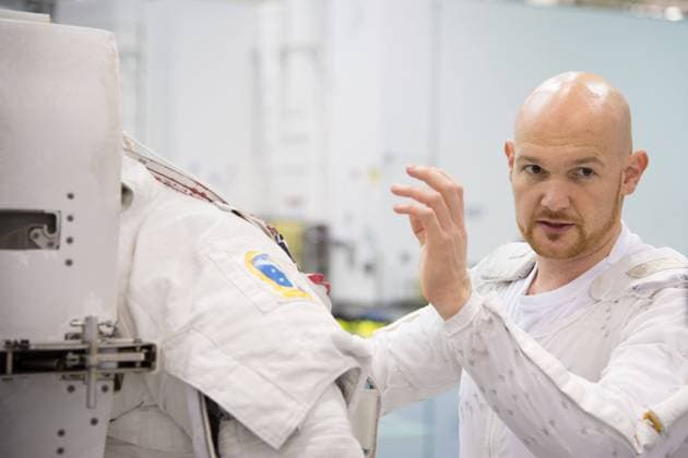 Date: 11-07-12 Location: NBL - Pool Topside Subject: Expedition 40 crew members (Soyuz 39) Reid Wiseman and ESA astronaut Alexander Gerst during INC-40 ISS EVA ORU PRF 41027. Copyright: xpiemagsx piemagsspace-108791 !ACHTUNG AUFNAHMEDATUM GESCHÄTZT!