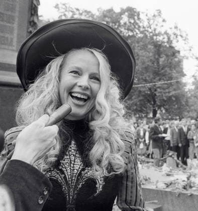 Archivbilder der Woche KW32 KONDULAINEN PARTY OF LOVE 21348 02.09.1994 Yelena Kondulainen, initiator of establishing a Party of Love. K. Kartashian Sputnik Moscow Russia  Copyright: xK.xKartashianx