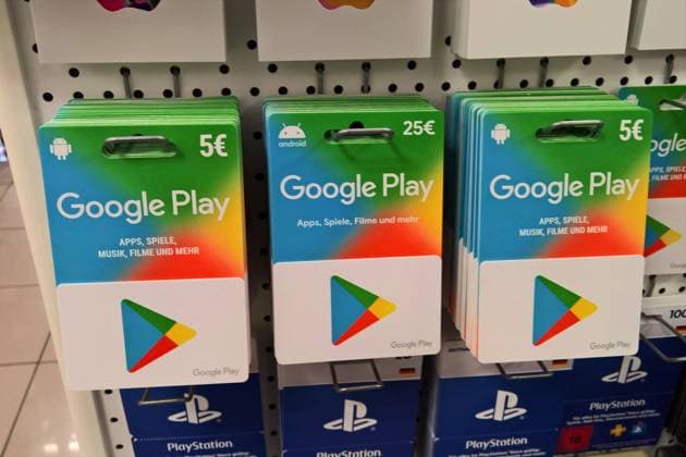 Google Play Store, App Store, Gutscheine an der Kasse im Supermarkt *** Google Play Store, App Store, coupons at the checkout in the supermarket