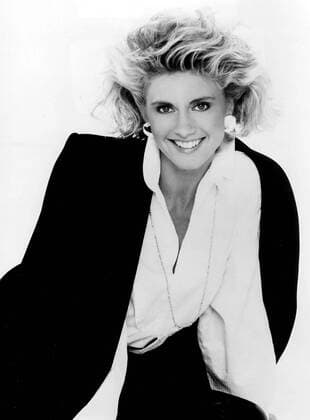 Archivbilder der Woche KW32 1985 - Hollywood, California, USA - Actor and singer OLIVIA NEWTON JOHN during a 1985 studio portrait shoot. Hollywood USA  - ZUMA 20110507_gaf_g49_069 Copyright: xGlobexPhotosx