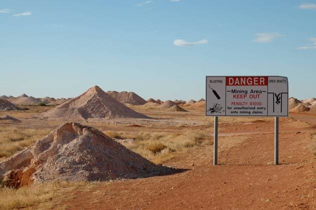 Opal mines, Coober Pedy, South Australia  Copyright: 30282619