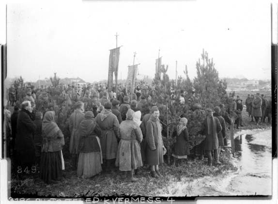Feast of the blessing of waters For Greek Orthodox believers in Wladimir Wolinsky Russia, Volhynia; photographer: Kriegsvermessung 4. Copyright: xpiemagsx ausnl080421-1180 !ACHTUNG AUFNAHMEDATUM GESCHÄTZT!