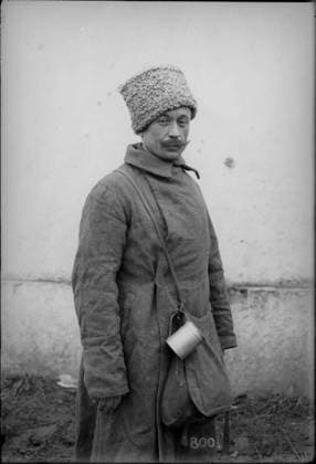 Homecomer from Russian captivity Probably Wladimir Wolinsky, Russia, Volhynia; photographer: Kriegsvermessung 4. Copyright: xpiemagsx ausnl080421-1186 !ACHTUNG AUFNAHMEDATUM GESCHÄTZT!