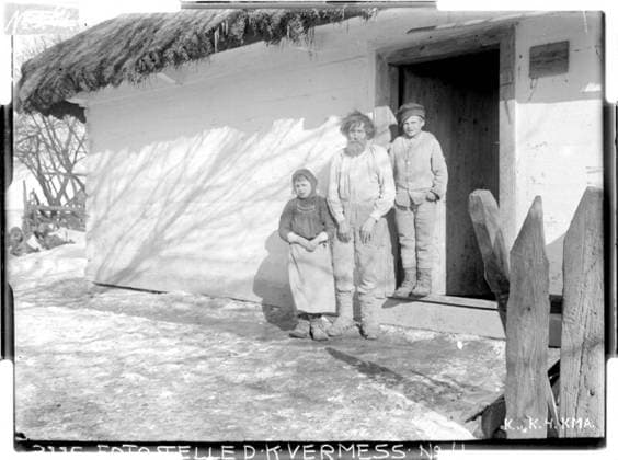 Volhynian peasants Probably near Gubin, Russia, Volhynia; photographer: Kriegsvermessung 4. Copyright: xpiemagsx ausnl080421-1219 !ACHTUNG AUFNAHMEDATUM GESCHÄTZT!
