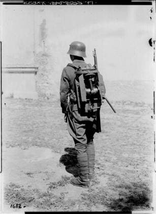 Transporting a trench mortar of the Austrian infantry Barco near Levico, Trentino, Valsugana; photographer: Kriegsvermessung 11. Copyright: xpiemagsx ausnl080421-1259 !ACHTUNG AUFNAHMEDATUM GESCHÄTZT!