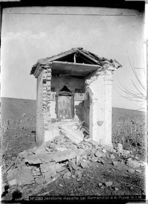 Destroyed chapel near Romanziol on the Piave Veneto; photographer: Kriegsvermessung 5. Copyright: xpiemagsx ausnl080421-1323 !ACHTUNG AUFNAHMEDATUM GESCHÄTZT!