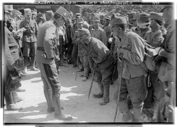 His Majesty In the 11th Battle of Isonzo; possibly Soca, Isonzo front; photographer: Schuhmann. Copyright: xpiemagsx ausnl080421-1482 !ACHTUNG AUFNAHMEDATUM GESCHÄTZT!