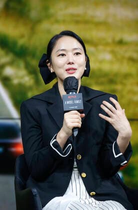 Yoon Jin-Seo, August 9, 2022 : South Korean actress Yoon Jin-Seo attends a production press conference for upcoming Netflix original series A Model Family in Seoul, South Korea.  , aflo_195482087.jpg,
