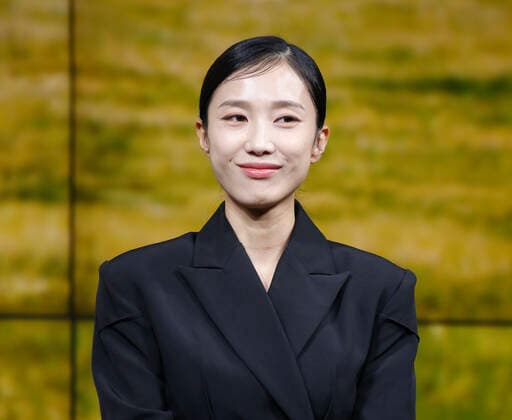 Park Ji-Yeon, August 9, 2022 : South Korean actress Park Ji-Yeon attends a production press conference for upcoming Netflix original series A Model Family in Seoul, South Korea.  , aflo_195482119.jpg,
