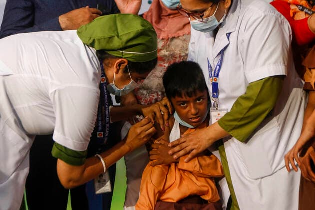 August 11, 2022, Dhaka, Dhaka, Bangladesh: 16 school children, aged between 5-11 years, have received the first shot of specially made Covid-19 vaccine as part of the trial run before the main campaign begins from August 25 in Dhaka on August 11,2022. Dhaka Bangladesh - ZUMAj163 20220811_zip_j163_005 Copyright: xAbuxSufianxJewelx