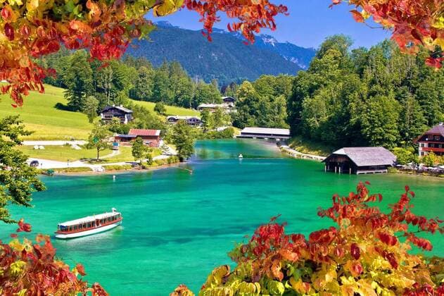  Konigssee Alpine lake coastline view, Konigssee Alpine lake coastline view, Berchtesgadener Land, Bavaria, Germany, 15.12.2020, Copyright: xxbrchxx Panthermedia29105583.jpg