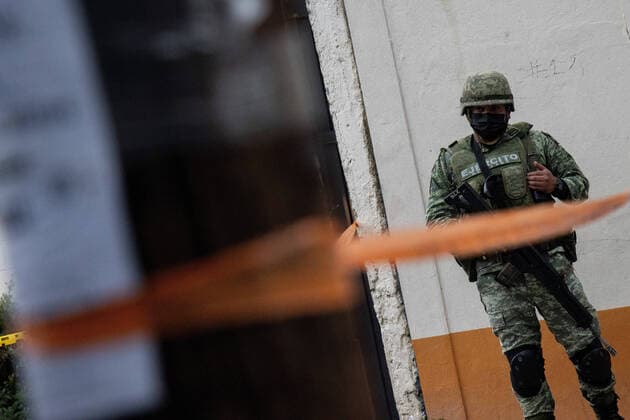 August 16, 2022, Mexico City, Mexico City, Mexico: August 16, 2022, Mexico City, Mexico. A soldier of Mexican army protects the zone where two clandestine fuel taps were found in the Alcladia Iztacalco. The Secretariat of Comprehensive Risk Management and Civil Protection works together with the parastatal Pemex to determine the causes. on August 16, 2022 in Mexico City, Mexico. Mexico City Mexico - ZUMAe321 20220816_zia_e321_088 Copyright: xAlexxDalton xEyepixxGroupx