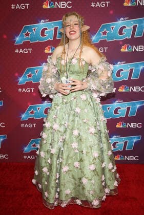 16 August 2022 - Pasadena, California - Freckled Zelda. Red Carpet For America s Got Talent Season 17 Live Show held at Sheraton Pasadena Hotel in Pasadena. Pasadena USA - ZUMAa123 20220816_zaa_a123_032 Copyright: xFSx