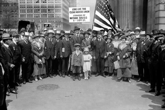 July 28, 2022, New York City, New York, USA: Striking Garment Workers, Cloak Makers Union, Union Square, New York City, New York, USA, Bain News Service, 1916 New York City USA - ZUMAg145 20220728_zap_g145_002 Copyright: xJTxVintagex