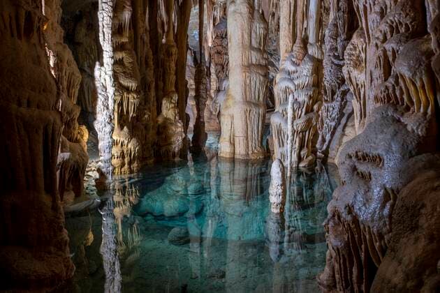See mit Tropfsteine in der Tropfsteinhöhle Katerloch, Weiz, Steiermark, Österreich, Europa Copyright: imageBROKER SonjaxJordan ibxjor08460326.jpg