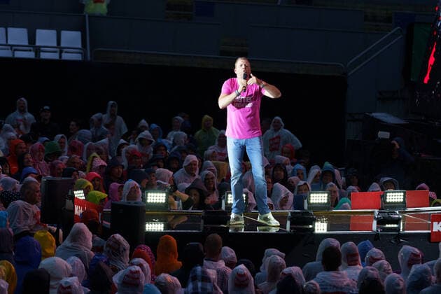 19.8.2022, Kitzbühel, Tennis Stadium, Auftritt Mario Barth beim Kitzbühel Musikfestival 2022: Kitzbühel Tennis Stadium Tirol Austria Copyright: xJustPictures.ch AlexanderxRaemyx
