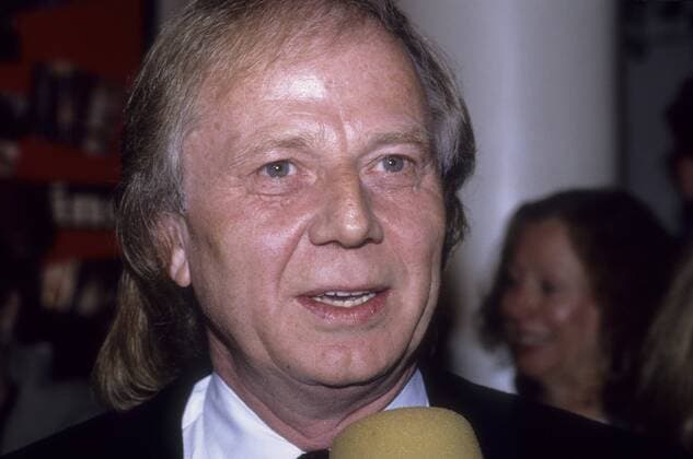 Wolfgang Petersen (Regisseur) 11 91 pp Wolfgang Petersen im November 1991 Deutschland deutsch deutscher Mann Film TV Fernsehen Regie Drehbuchautor Autor Produzent Filmproduzent german director author writer producer quer Porträt close-up sprechend Interview *** Wolfgang Petersen director 11 91 pp Wolfgang Petersen in November 1991 Germany German German man film TV television director screenwriter author producer film producer german director author writer producer t.s. portrait close up speaking interview