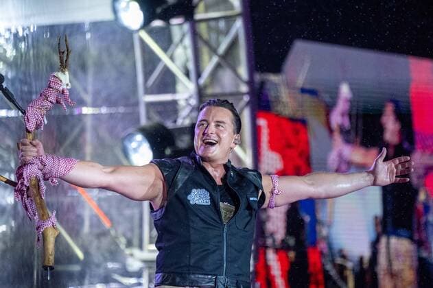GABALIER KONZERT KITZBÜHEL 2022 GABALIER KONZERT KITZBÜHEL 2022 grosses Abschlusskonzert zur Sommertour von Andreas Gabalier Kitzbühel Tirol Austria