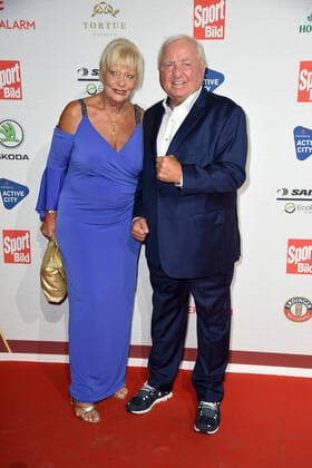 Ulli Wegner mit Ehefrau Margret Wegner beim SPORT BILD-Award 2022 in der Fischauktionshalle in Hamburg am 22.08.2022