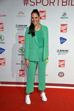 Esther Sedlaczek beim SPORT BILD-Award 2022 in der Fischauktionshalle in Hamburg am 22.08.2022