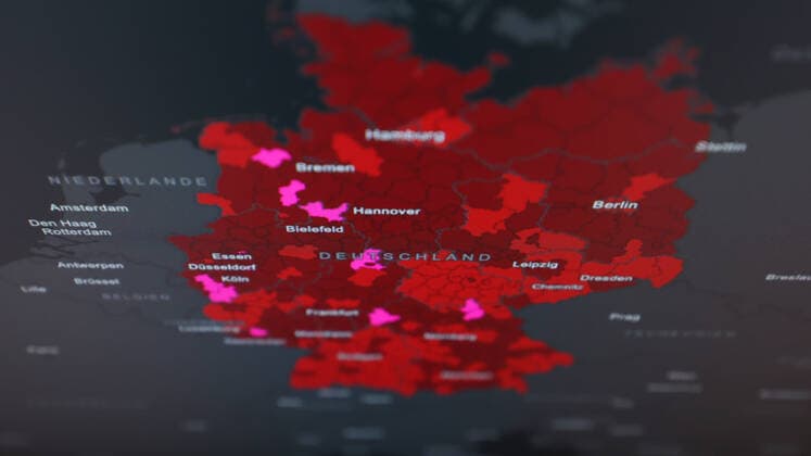 Dashboard des RKI, die 7-Tage-Inzidenz liegt nun bei 288,5 7-Tage-Inzidenz, Dashboard des RKI auf einem Monitor am 23.08.2022 in Siegen Deutschland.