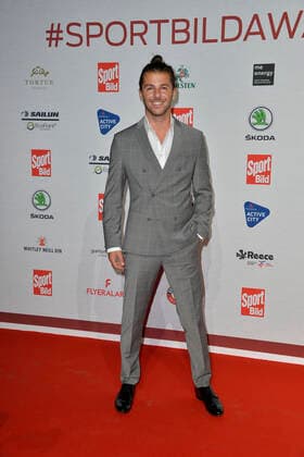 Riccardo Basile bei Ankunft zu der Verleihung des SPORT BILD Awards in der Fischauktionshalle in Hamburg am 22.08.2022