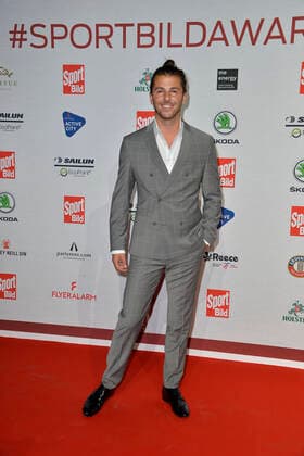 Riccardo Basile bei Ankunft zu der Verleihung des SPORT BILD Awards in der Fischauktionshalle in Hamburg am 22.08.2022